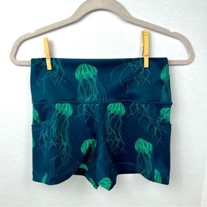 Constantly Varied Gear Jellyfish design 2.5” workout short size Small